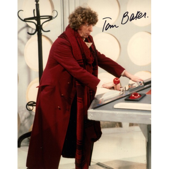 Actor Tom Baker signed Doctor Who scene photo